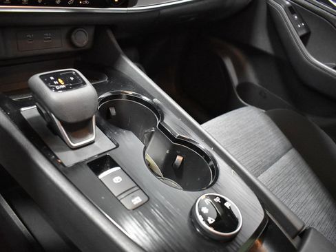 Certified 2023 Nissan Rogue SV AWD/4WD image 18