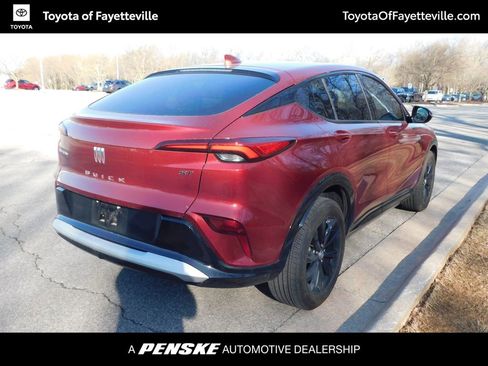 Used 2024 Buick Envista Sport Touring w/ Convenience I Package image 4