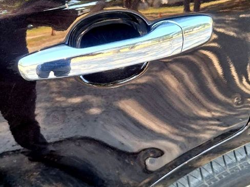 Used 2014 Lincoln MKX FWD w/ Equipment Group 101A image 13