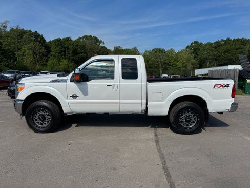 Used 2012 Ford F250 Lariat w/ Chrome Pkg AWD/4WD image 2