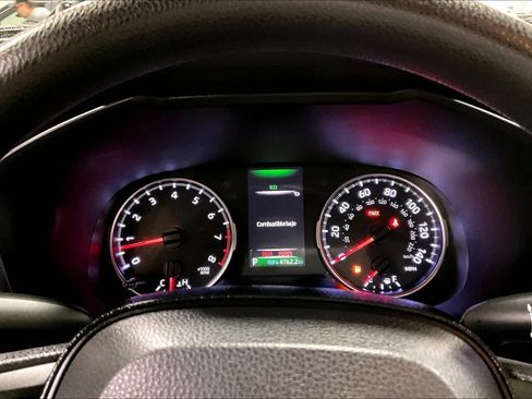 Used 2021 Toyota RAV4 LE image 26