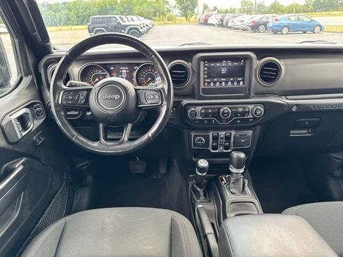 Used 2022 Jeep Wrangler Unlimited Sport AWD/4WD image 26