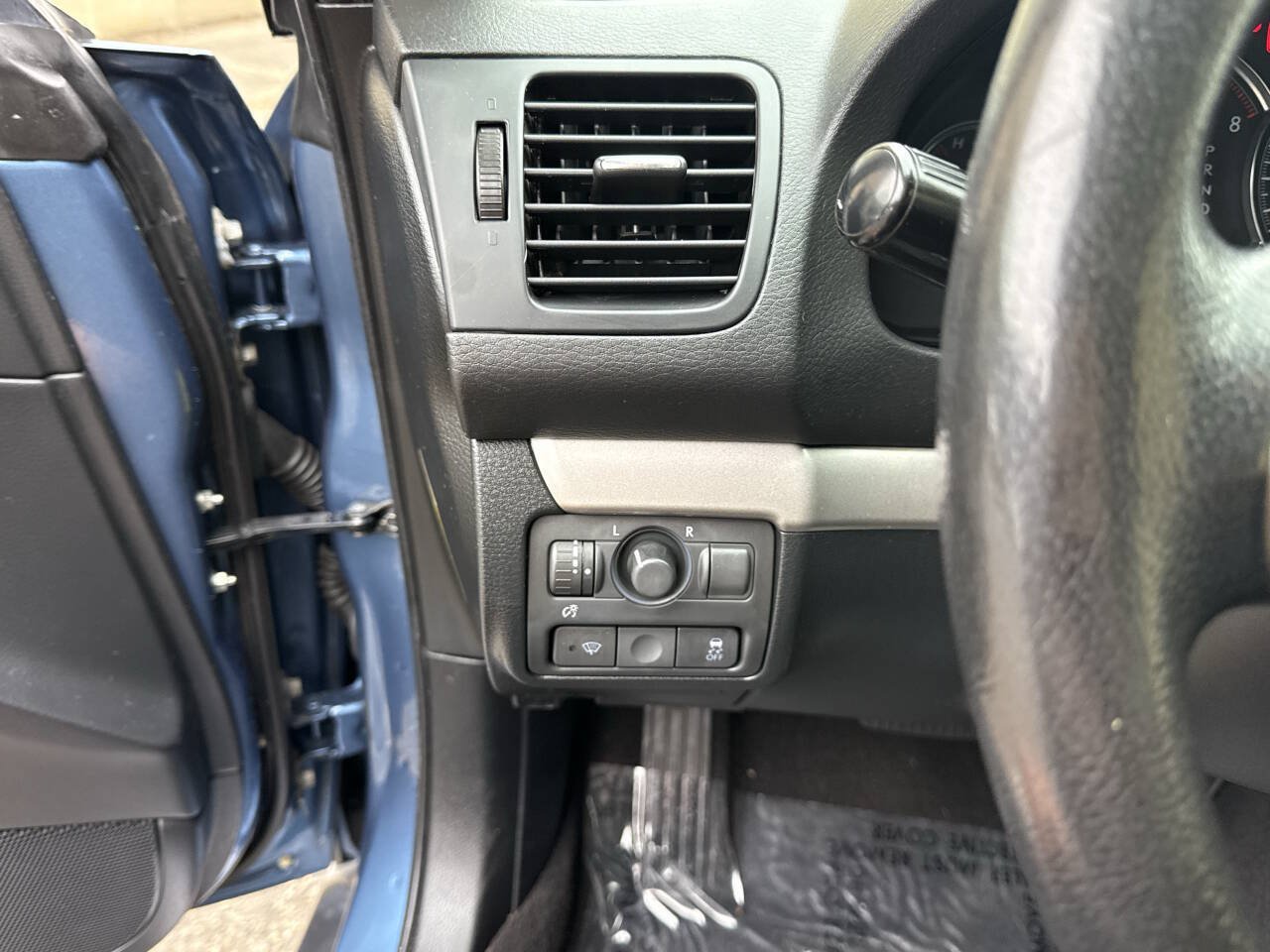 Used 2009 Subaru Outback 2.5i Special Edition AWD/4WD image 29