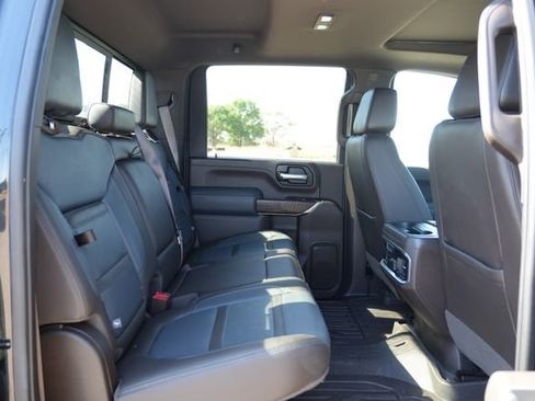 Used 2020 GMC Sierra 2500 Denali w/ Denali Ultimate Package AWD/4WD image 12