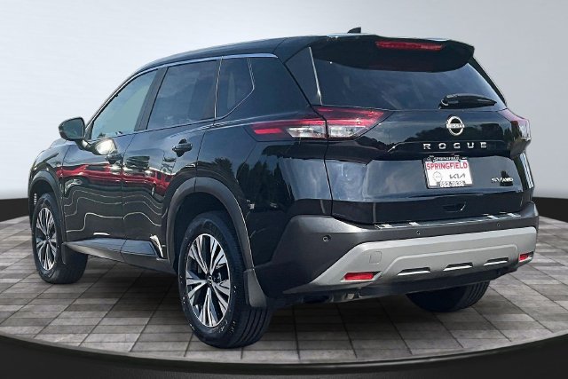Used 2022 Nissan Rogue SV AWD/4WD image 4