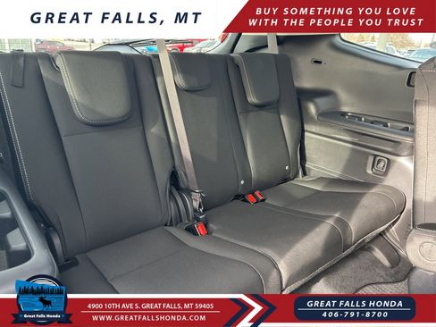 Used 2024 Subaru Ascent Premium w/ Convenience Package image 28