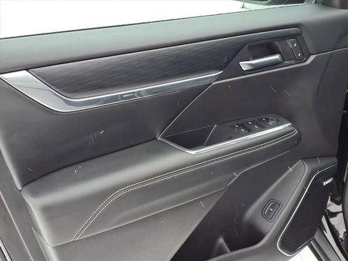 Certified 2025 GMC Acadia Elevation image 6