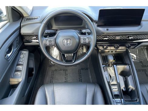 Certified 2025 Honda Accord EX-L image 16