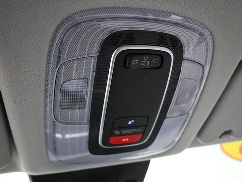 Used 2025 Hyundai Kona SEL image 35