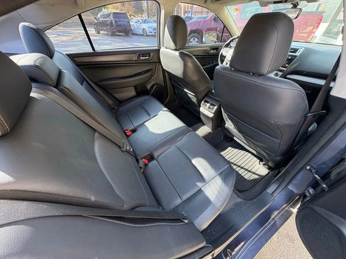 Used 2017 Subaru Legacy 2.5i Limited image 18