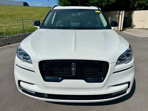 Used 2023 Lincoln Aviator Reserve w/ Equipment Group 201A RWD image 2