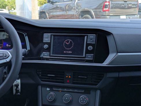Certified 2023 Volkswagen Jetta S FWD image 19