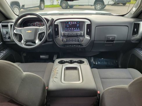 Used 2017 Chevrolet Silverado 1500 LT w/ Trailering Package AWD/4WD image 12
