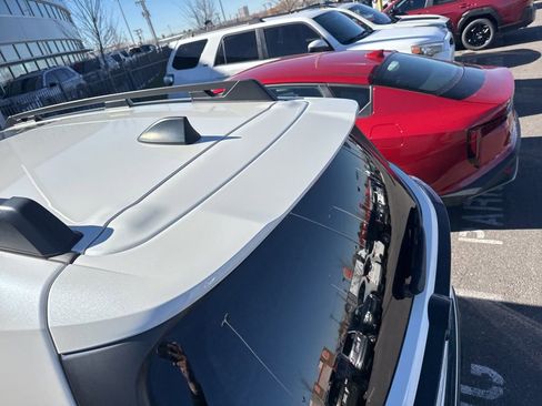 Used 2025 Subaru Forester Limited image 4