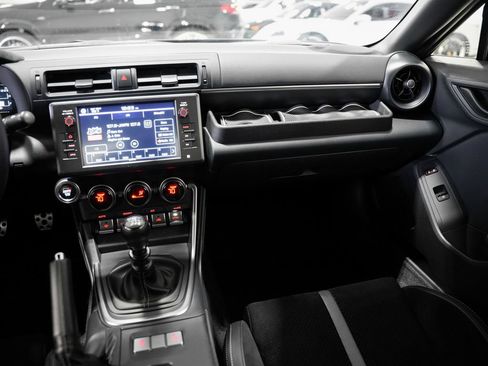 Used 2024 Toyota GR86 Premium image 22