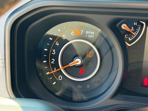 Used 2024 Jeep Wrangler Sport S image 37