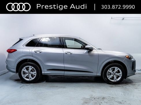 Used 2025 Audi Q5 Premium w/ Convenience Package AWD/4WD image 8