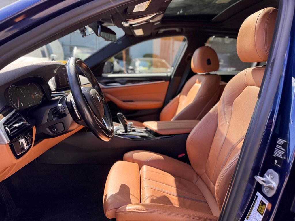 Used 2019 BMW 540i xDrive w/ Executive Package AWD/4WD image 19