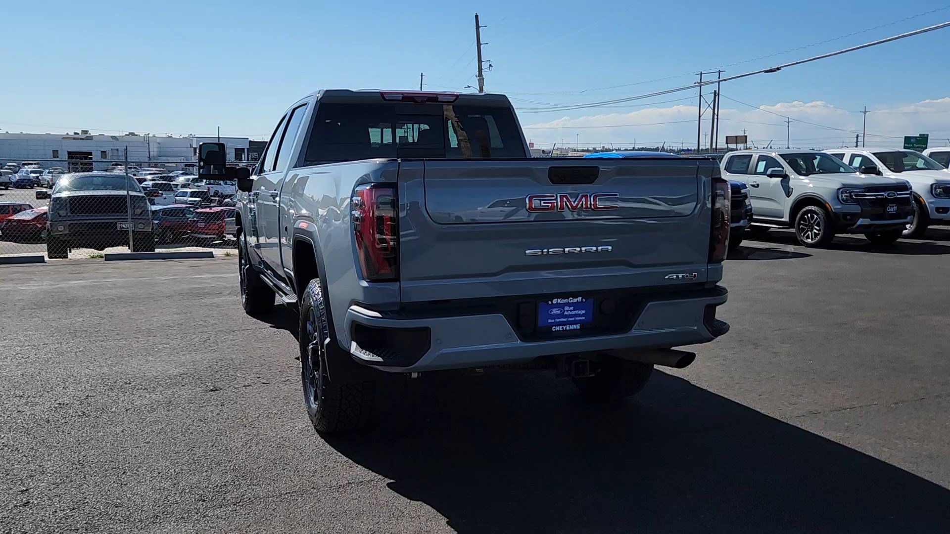 Used 2024 GMC Sierra 2500 AT4 w/ AT4 Premium Plus Package AWD/4WD image 2