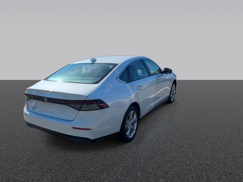 Used 2023 Honda Accord LX image 9