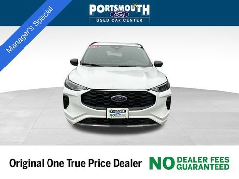 Certified 2023 Ford Escape ST-Line image 8