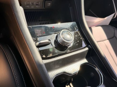 New 2026 Jeep Grand Cherokee Limited AWD/4WD image 19
