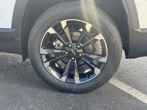 New 2026 Chevrolet Equinox RS FWD image 7