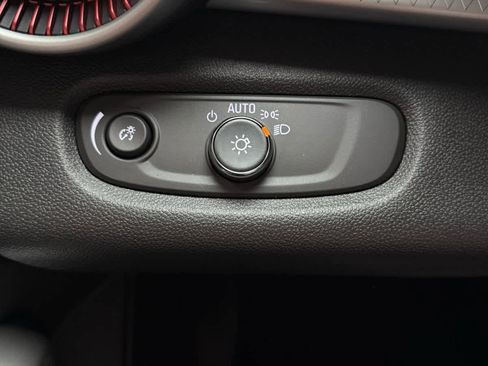 New 2025 Chevrolet Trax RS w/ Driver Confidence Package image 19