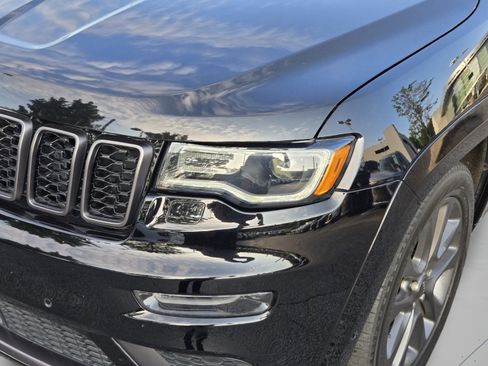 Used 2018 Jeep Grand Cherokee High Altitude AWD/4WD image 9
