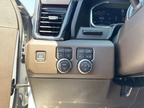 Used 2025 GMC Sierra 2500 Denali w/ Denali Reserve Package AWD/4WD image 24