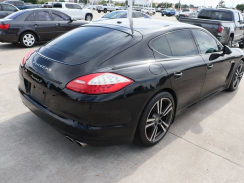 Used 2011 Porsche Panamera S image 11