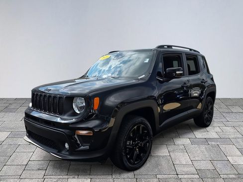 Used 2023 Jeep Renegade Altitude image 3