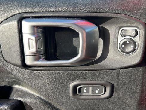 Certified 2020 Jeep Gladiator Sport w/ Quick Order Package 24S image 14