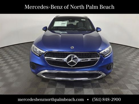 New 2026 Mercedes-Benz GLC 300 image 2