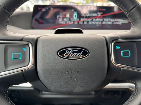 New 2025 Ford Expedition Platinum w/ Stealth Appearance Package image 26