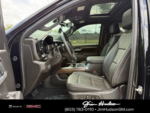 Certified 2025 Chevrolet Silverado 1500 High Country w/ High Country Premium Package AWD/4WD image 22