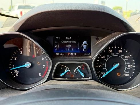 Used 2019 Ford Escape SEL FWD image 9