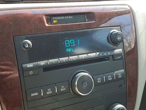 Used 2009 Chevrolet Impala LS image 11