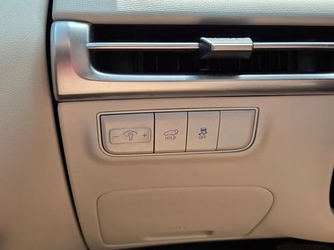 Used 2025 Hyundai Tucson SEL FWD image 21