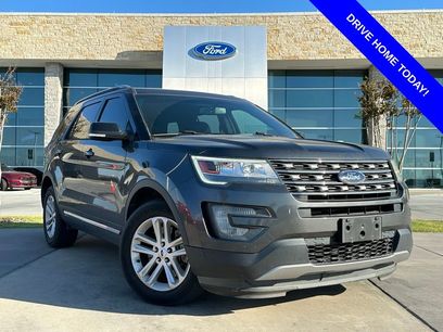 Used 2017 Ford Explorer XLT w/ Equipment Group 201A