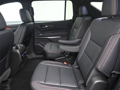 New 2026 Chevrolet Traverse Z71 w/ Driver Confidence Package image 18