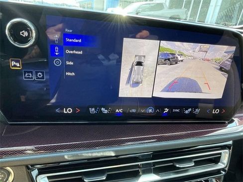 New 2026 Chevrolet Traverse RS w/ LPO, Floor Liner Package image 15