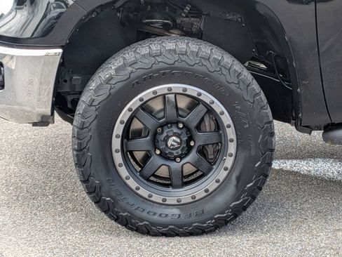 Used 2017 Toyota Tundra SR5 w/ TRD Off Road Package AWD/4WD image 11