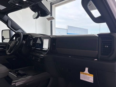 New 2026 Chevrolet Silverado 2500 ZR2 AWD/4WD image 49