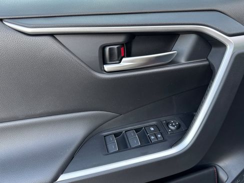 New 2025 Toyota RAV4 XLE Premium image 11