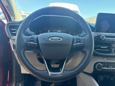 Used 2023 Ford Escape Active image 3