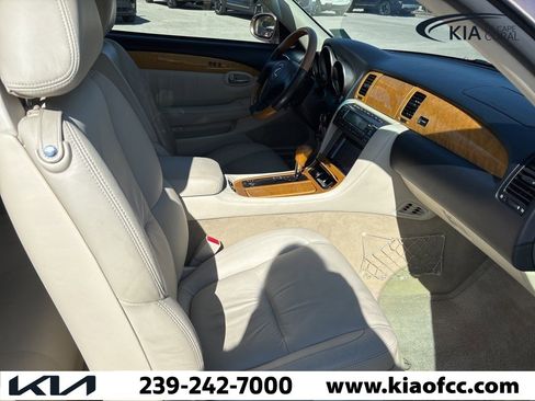 Used 2002 Lexus SC 430 Convertible image 14