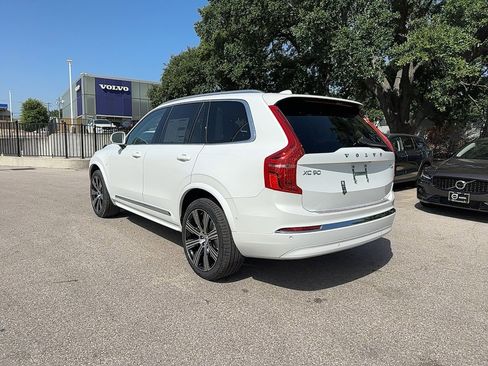 New 2025 Volvo XC90 T8 Plus w/ Protection Package Premier image 4