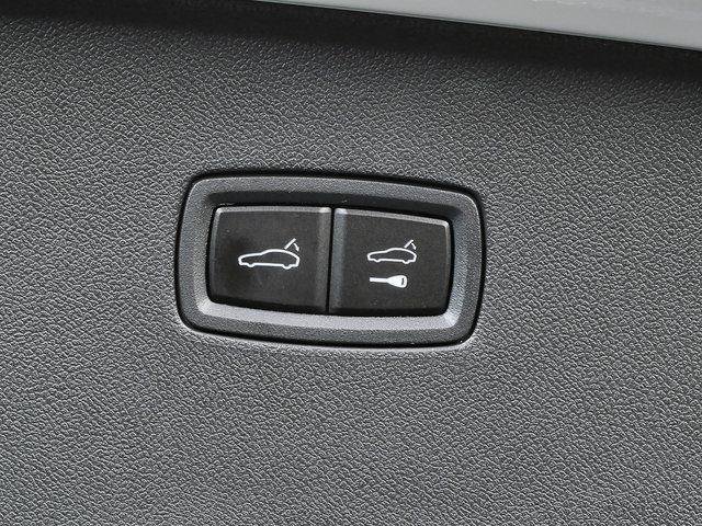Used 2026 Porsche Cayenne Coupe AWD/4WD image 35