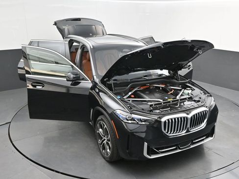 New 2026 BMW X5 xDrive50e w/ Premium Package AWD/4WD image 61
